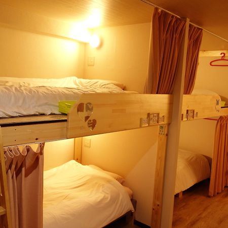 Kens House Hotel Osaka Exterior photo